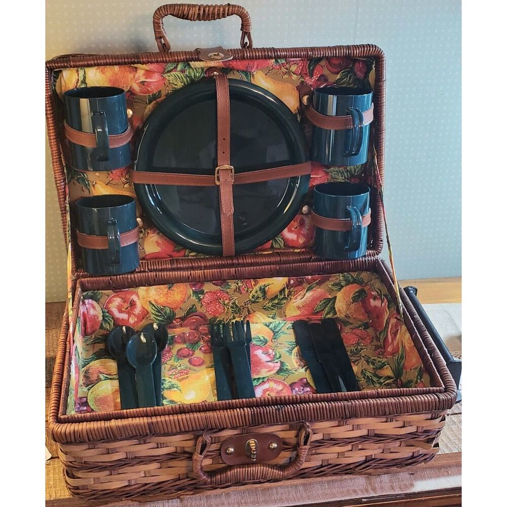 Woven Picnic Basket Floral Interior Hunter Green Plates/Cups For Four People